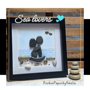 A stunning gift for a couple of beach, sea or ocean lovers. Maybe he proposed? Or perhaps they met there and have beautiful memories of their time there. Surprise them with this beautiful pebble art, handmade in Ireland. Suitable as an engagement, wedding or anniversary gift, this pebble art can be personalised with their names and meaningful date.