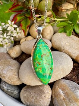 Marquise shape&nbsp;Green Mohave&nbsp;Turquoise bezel set in Sterling Silver NecklaceMetal: Sterling SilverGem: Green Mohave TurquoiseStone size: 32mm x 14mm