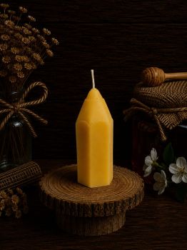 Introducing our Pencil Beeswax Candle: 95mm x 40mm, 79g, with a 15-hour burn time. A whimsical blend of creativity and functionality, perfect for adding charm to your space or as a unique gift.