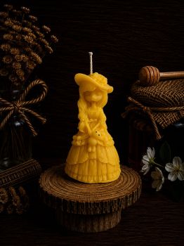 Introducing our Girl and Doll Candle &ndash; a charming duo that adds a touch of sweetness to any space. Measuring 90mm in length, 50mm in width, and weighing 51g, this delightful candle captures the innocence of childhood.
Crafted with attention to detail, the Girl and Doll Candle is a heartwarming addition to your decor. Made from high-quality materials, it provides a clean burn and radiates a subtle fragrance, creating a warm and comforting ambiance. With a 10-hour burn time, it's perfect for creating a cozy atmosphere.