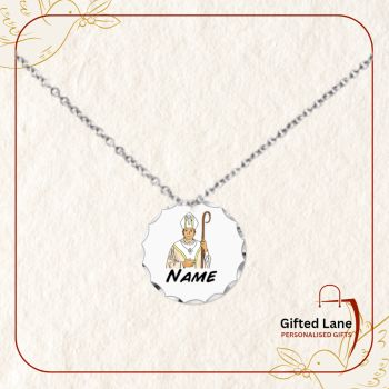 Personalised Confirmation Scalloped Edge Silver Charm Chain is a personalised gift accessory and a keepsake of a special day. They are available in Circle, Heart or Oval shaped. They can be personalised with a picture and with a date or name on them. Another special personalised gift from Gifted Lane&nbsp;