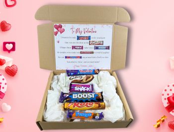 






Unveil the magic of love with our Valentine's Day Chocolate Poem Gift Box &ndash; a delightful fusion of romance and flavor.
Nestled within this box, a heartfelt poem complemented by six full-size chocolate bars.&nbsp; Treats from all your favourite brands Nestle &amp; Cadburys.
Whether it's a budding romance or years of cherished togetherness, this gift box is the perfect expression of love.Order now and let the language of chocolate elevate your Valentine's Day!
Personalise the poem with special words at the bottom for your Valentine.








Timeout
Galaxy
Boost
Rolo
Fudge
Snack
