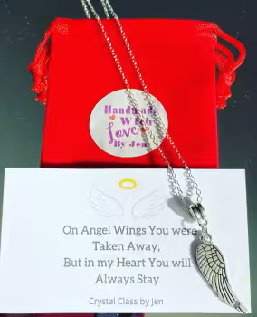 Angel Wing Memorial Pendant on 18inch Silver Plated Chain.
Includes Verse Card & Velvet Organza Storage Bag, Ready to gift .
