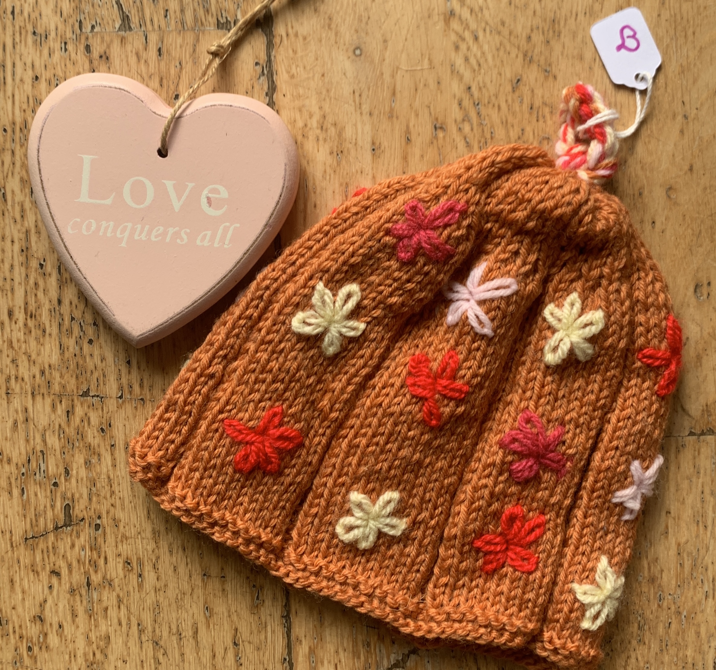 Handknit Traditional Style Tea Cosy Shop In Ireland